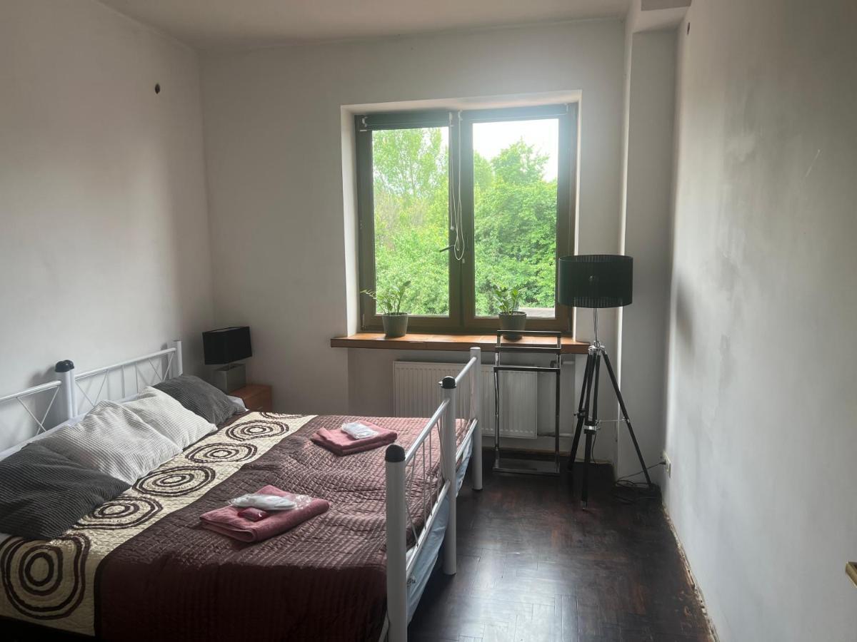 Samodzielny Pokoj W Wygodnym Domu Z Parkingiem Apartment เพียเซตชโน ภายนอก รูปภาพ